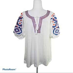 Solitaire Anthropologie white Boho Embroidered Top